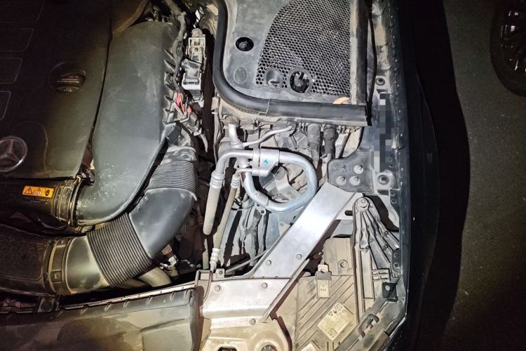Used Mercedes-Benz E-Class 2021 E 300 L Sport Premium Edition Engine Bay Left