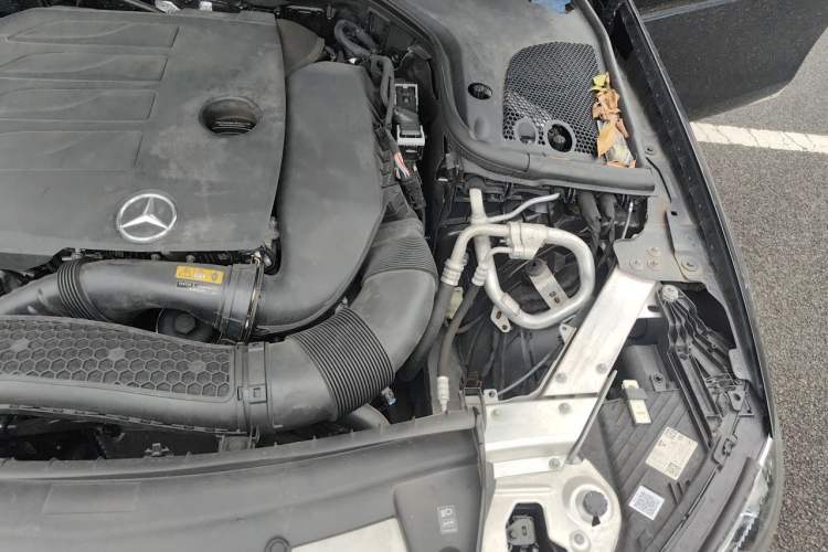 Used Mercedes-Benz E-Class 2021 E 300 L Sport Premium Edition Engine Bay Left