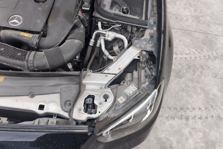 Used Mercedes-Benz E-Class 2021 Restyled E 300 L Luxury Edition Engine Bay Left