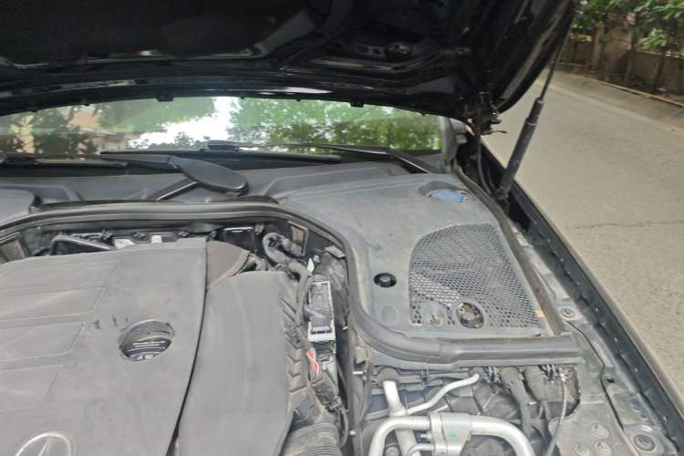 Used Mercedes-Benz E-Class 2021 E 300 L Sporty and Stylish Model Engine Bay Left