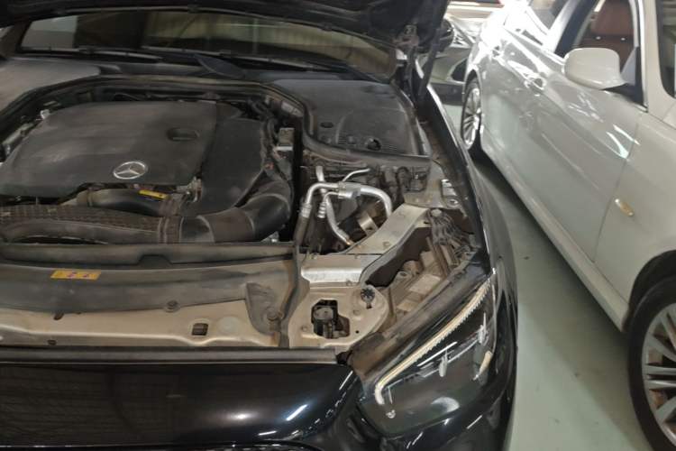 Used Mercedes-Benz E-Class 2021 E 300 L Sporty and Stylish Model Engine Bay Left