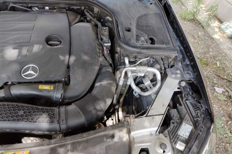 Used Mercedes-Benz E-Class 2021 Facelift E 260 L Engine Bay Left