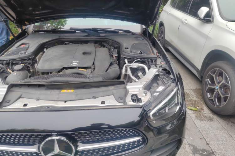 Used Mercedes-Benz E-Class 2021 Restyled E 300 L Sporty and Stylish Edition Engine Bay Left