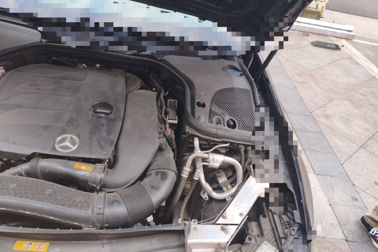 Used Mercedes-Benz E-Class 2021 Restyled E 300 L Luxury Edition Engine Bay Left