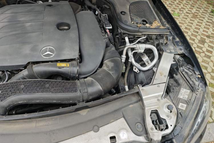 Used Mercedes-Benz E-Class 2021 Facelift E 260 L Engine Bay Left