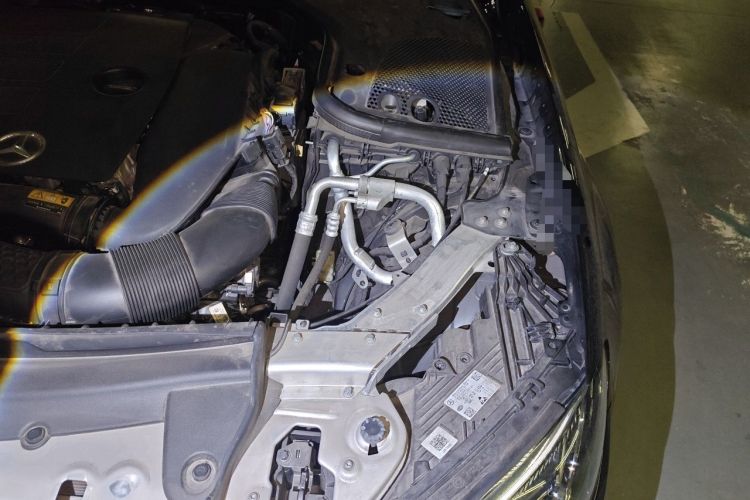 Used Mercedes-Benz E-Class 2021 Restyled E 300 L Luxury Edition Engine Bay Left