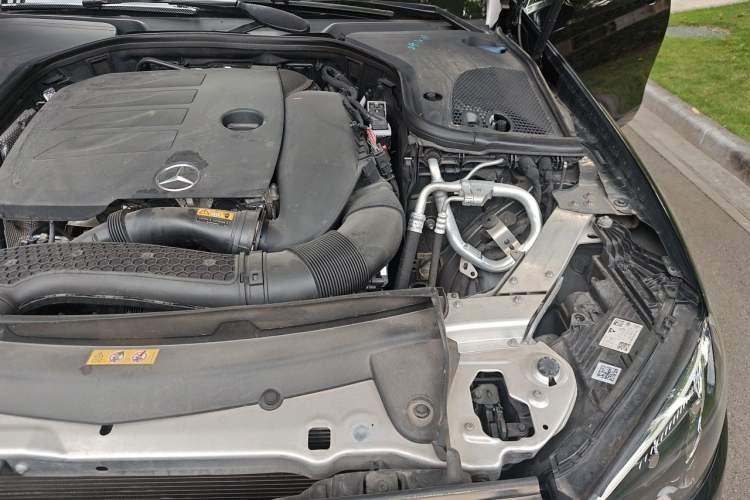 Used Mercedes-Benz E-Class 2021 E 300 L Sporty and Stylish Model Engine Bay Left