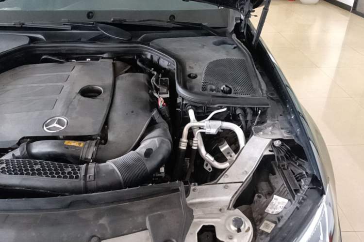 Used Mercedes-Benz E-Class 2021 Facelift E 260 L Engine Bay Left