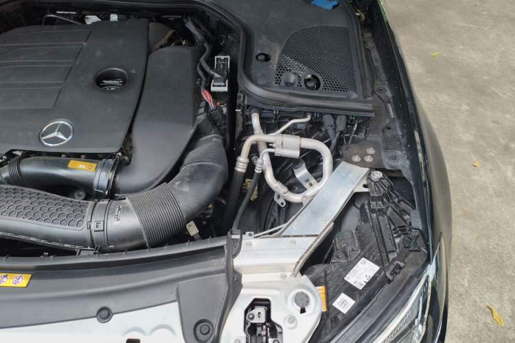 Used Mercedes-Benz E-Class 2021 Updated E 260 Fashion Sport Edition Engine Bay Left