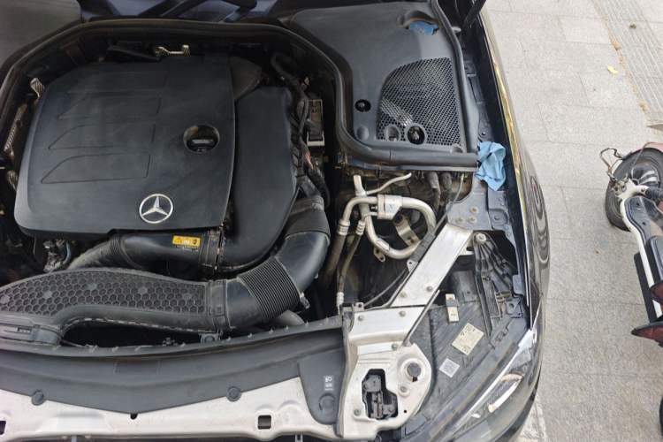 Used Mercedes-Benz E-Class 2021 E 300 L Sport Premium Edition Engine Bay Left