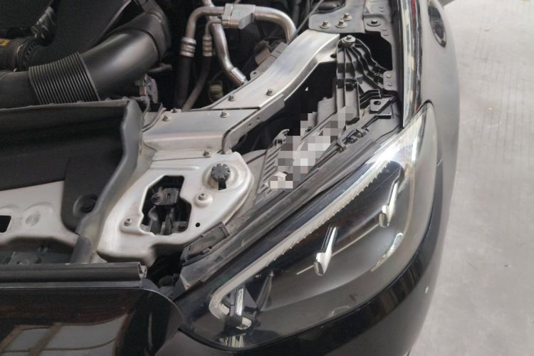 Used Mercedes-Benz E-Class 2021 Facelift E 260 L Engine Bay Left