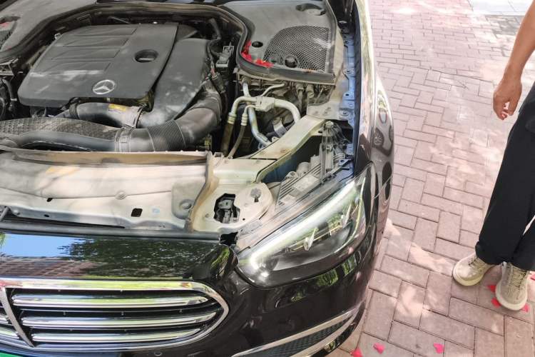 Used Mercedes-Benz E-Class 2021 E 300 L Luxury Model Engine Bay Left