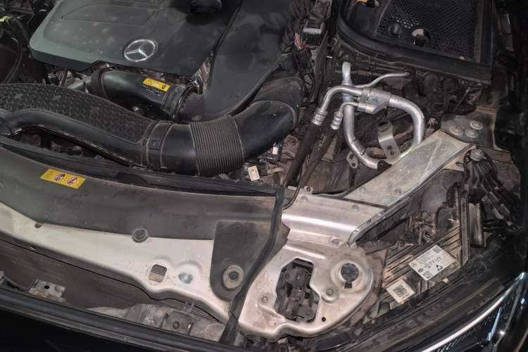 Used Mercedes-Benz E-Class 2021 Restyled E 300 L Sporty and Stylish Edition Engine Bay Left