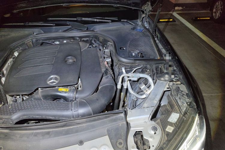 Used Mercedes-Benz E-Class 2021 E 300 L Luxury Model Engine Bay Left
