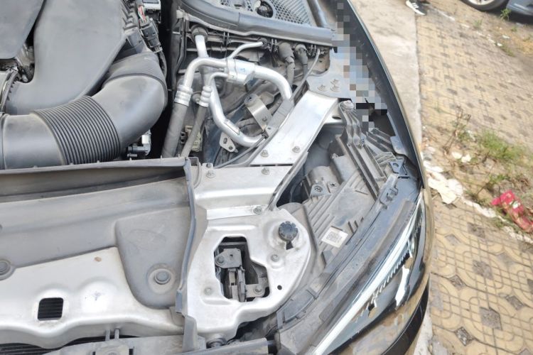 Used Mercedes-Benz E-Class 2021 E 300 L Stylish Model Engine Bay Left