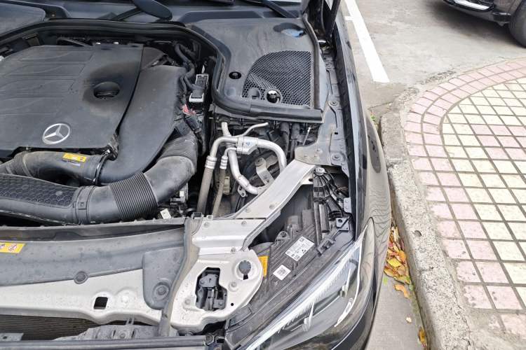 Used Mercedes-Benz E-Class 2021 Facelift E 260 L Engine Bay Left