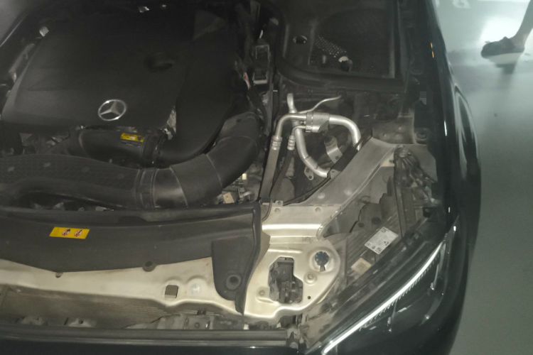 Used Mercedes-Benz E-Class 2021 Restyled E 300 L Luxury Edition Engine Bay Left