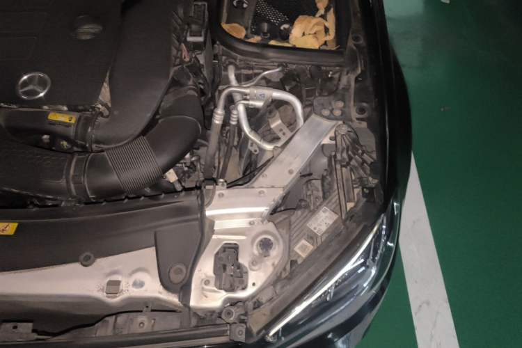 Used Mercedes-Benz E-Class 2021 E 300 L Luxury Model Engine Bay Left