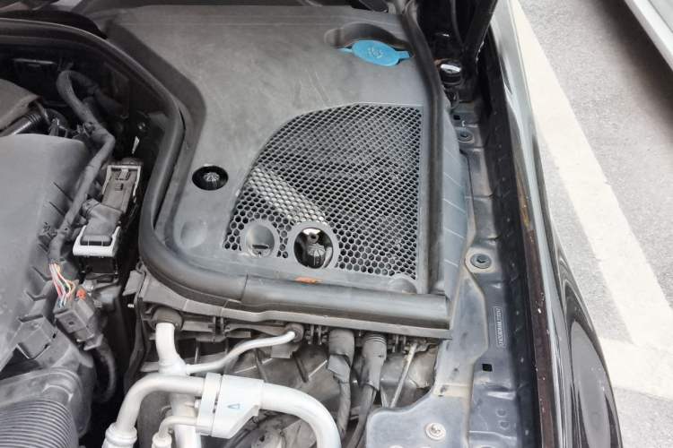 Used Mercedes-Benz E-Class 2021 Facelift E 300 L Stylish Edition Engine Bay Left