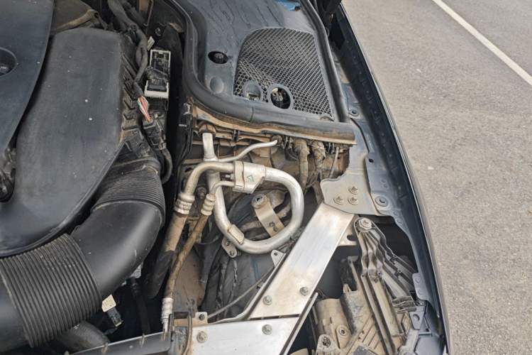 Used Mercedes-Benz E-Class 2021 Facelift E 260 L Sport Edition Engine Bay Left