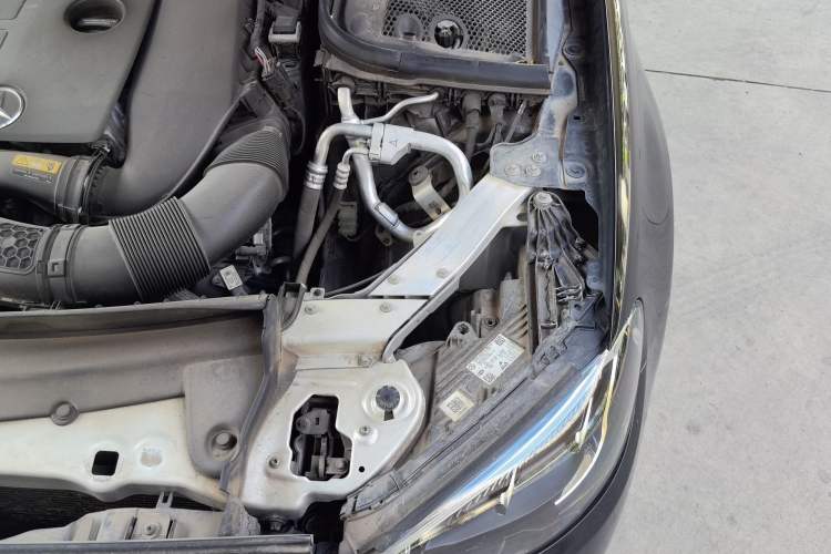 Used Mercedes-Benz E-Class 2021 E 300 L Stylish Model Engine Bay Left