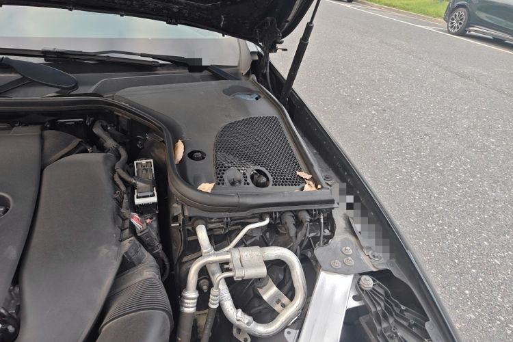 Used Mercedes-Benz E-Class 2021 Updated E 260 Fashion Sport Edition Engine Bay Left
