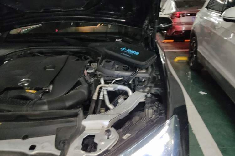 Used Mercedes-Benz E-Class 2021 E 300 L Sporty and Stylish Model Engine Bay Left