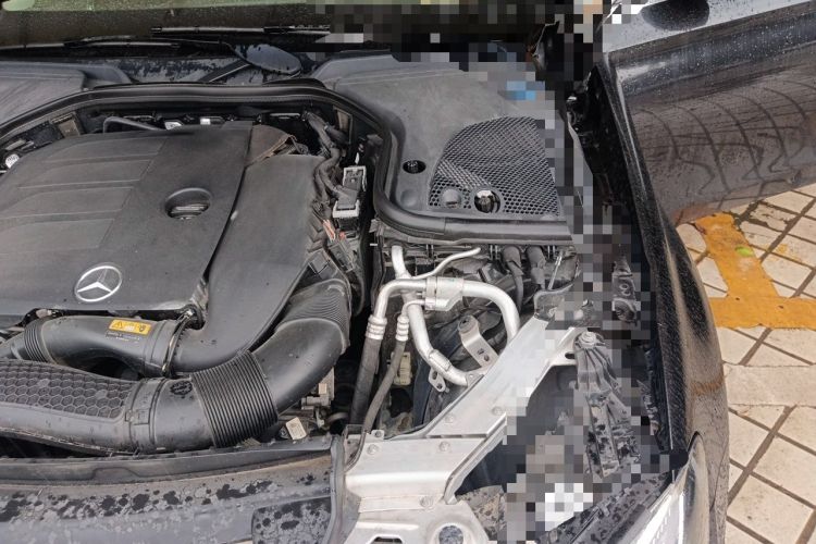 Used Mercedes-Benz E-Class 2021 Restyled E 300 L Luxury Edition Engine Bay Left