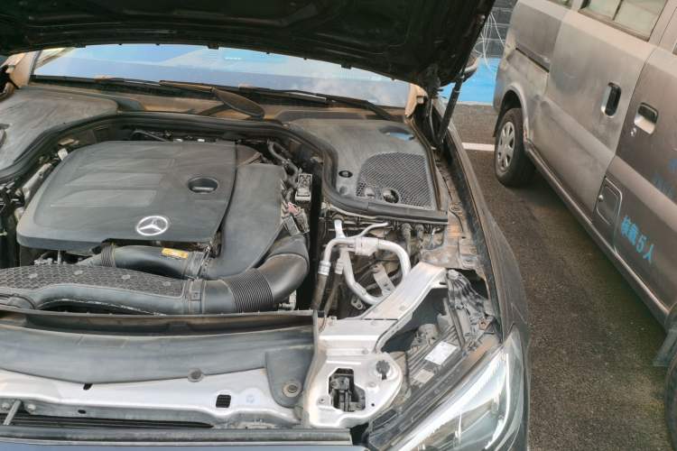 Used Mercedes-Benz E-Class 2021 Facelift E 300 L Stylish Edition Engine Bay Left