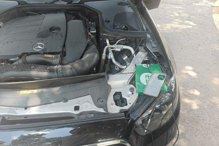 Used Mercedes-Benz E-Class 2021 E 300 L Premium Edition Engine Bay Left