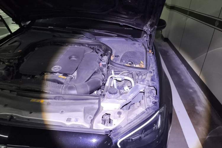 Used Mercedes-Benz E-Class 2021 E 260 L Sport Edition Engine Bay Left