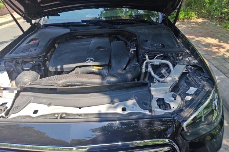 Used Mercedes-Benz E-Class 2021 E 300 L Stylish Model Engine Bay Left