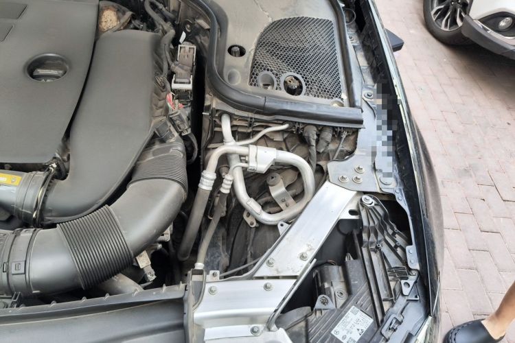 Used Mercedes-Benz E-Class 2021 Facelift E 260 L Sport 4MATIC Engine Bay Left