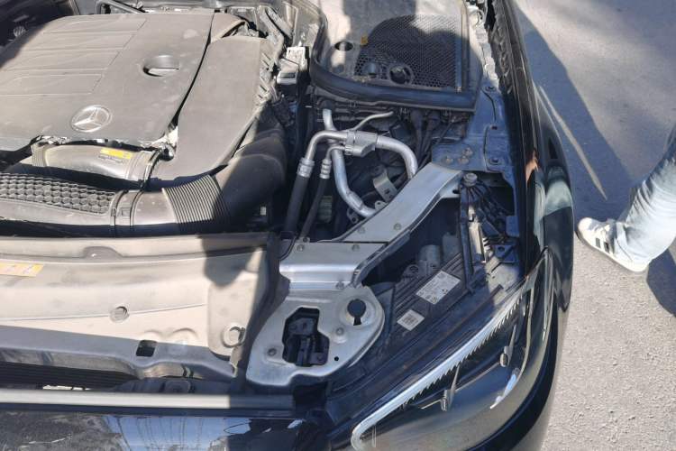 Used Mercedes-Benz E-Class 2021 Restyled E 300 L Luxury Edition Engine Bay Left