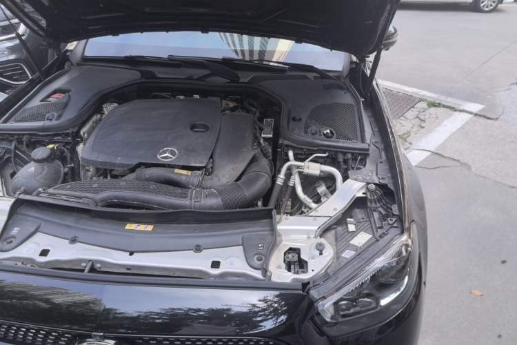 Used Mercedes-Benz E-Class 2021 Restyled E 300 Sport Edition Engine Bay Left