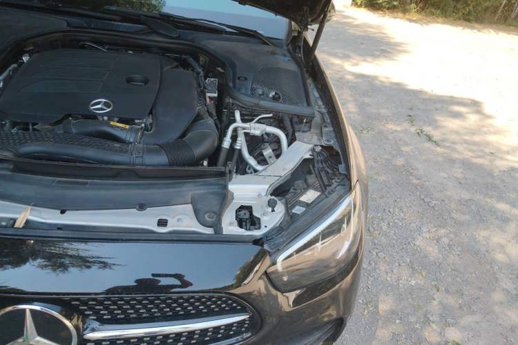 Used Mercedes-Benz E-Class 2021 Facelift E 260 L 4MATIC Engine Bay Left