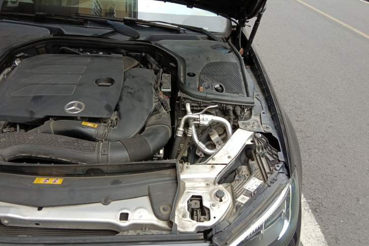Used Mercedes-Benz E-Class 2021 E 300 L Stylish Model Engine Bay Left
