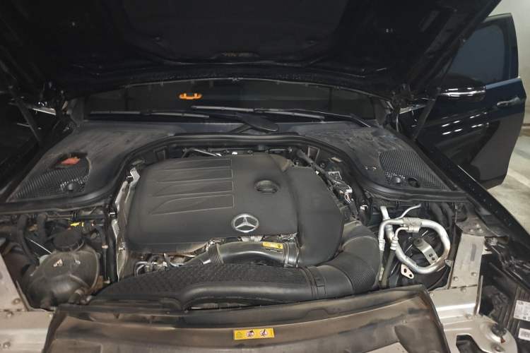 Used Mercedes-Benz E-Class 2021 Restyled E 300 L Sport Luxury Edition Engine Bay Left