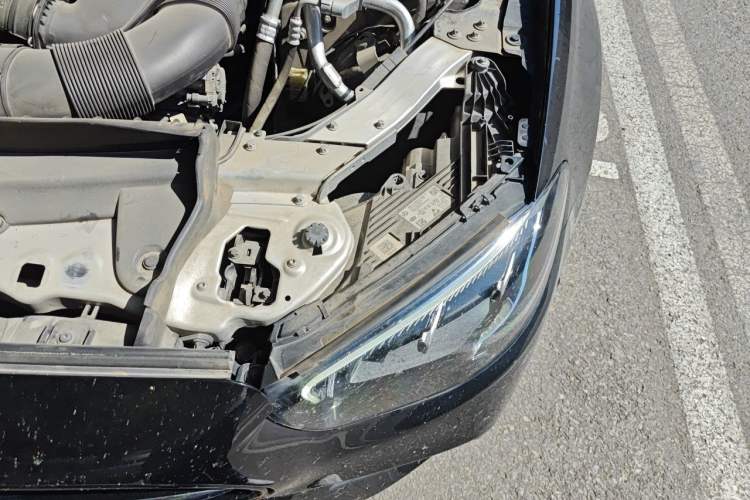 Used Mercedes-Benz E-Class 2021 Facelift E 260 L Sport Edition Engine Bay Left