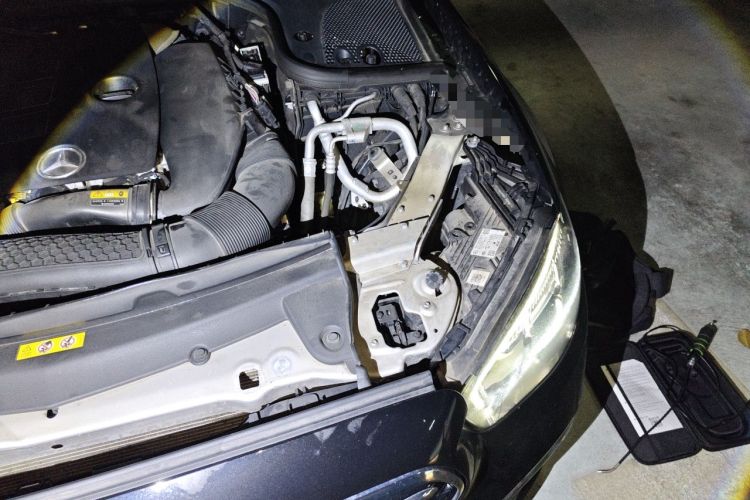 Used Mercedes-Benz E-Class 2021 Facelift E 300 L Stylish Edition Engine Bay Left