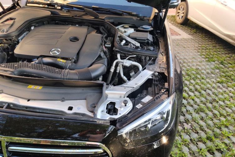 Used Mercedes-Benz E-Class 2021 Restyled E 300 L Sporty and Stylish Edition Engine Bay Left
