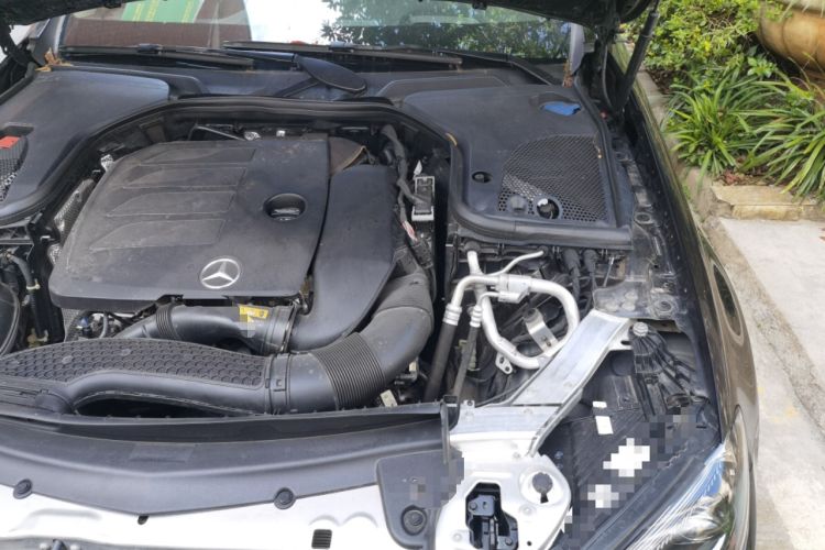 Used Mercedes-Benz E-Class 2021 E 300 L Premium Edition Engine Bay Left
