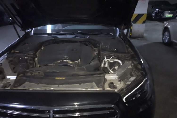 Used Mercedes-Benz E-Class 2021 E 300 L Luxury Model Engine Bay Left