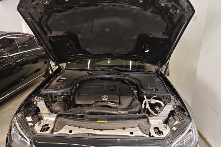 Used Mercedes-Benz E-Class 2021 Restyled E 300 L Luxury Edition Engine Bay