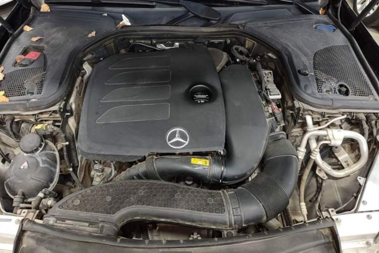 Used Mercedes-Benz E-Class 2021 Facelift E 260 L Engine Bay