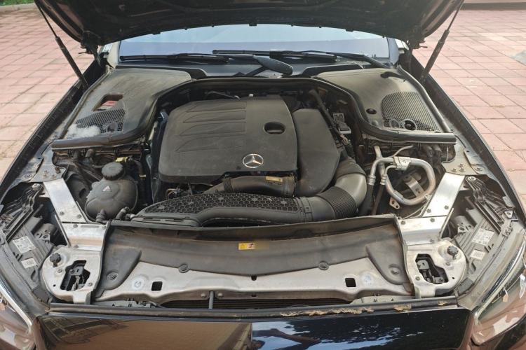 Used Mercedes-Benz E-Class 2021 Restyled E 300 L Luxury Edition Engine Bay