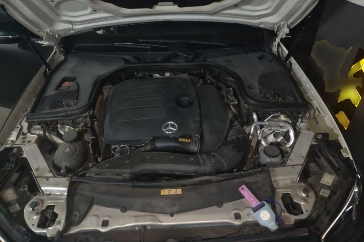 Used Mercedes-Benz E-Class 2021 E 260 Coupe Engine Bay