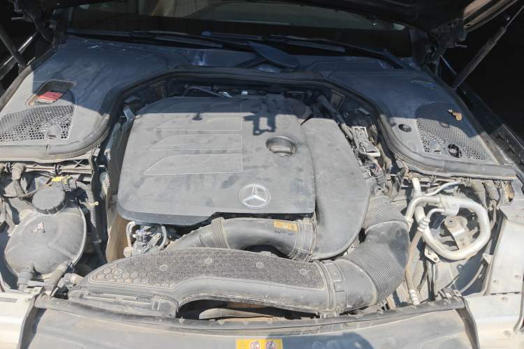 Used Mercedes-Benz E-Class 2021 Restyled E 300 L Luxury Edition Engine Bay