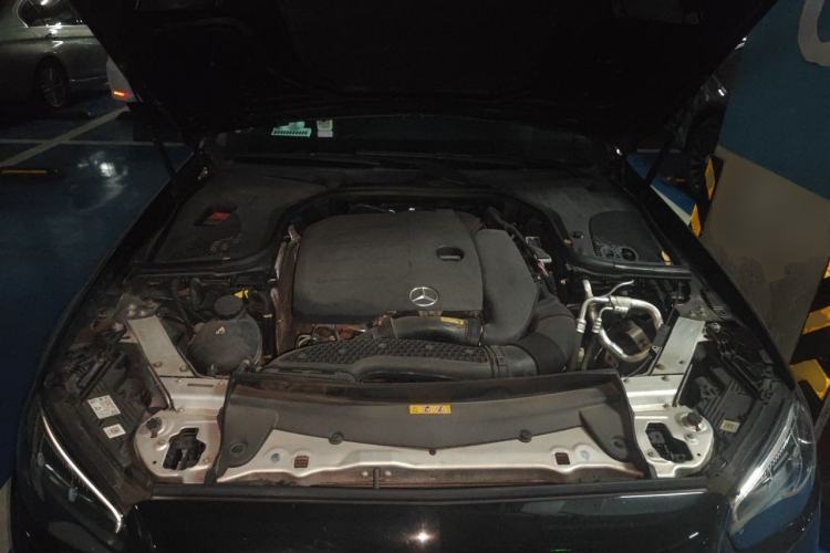Used Mercedes-Benz E-Class 2021 Restyled E 300 L Luxury Edition Engine Bay