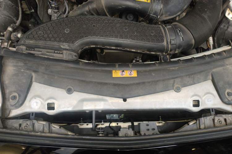 Used Mercedes-Benz E-Class 2021 Updated E 260 Fashion Sport Edition Engine Bay